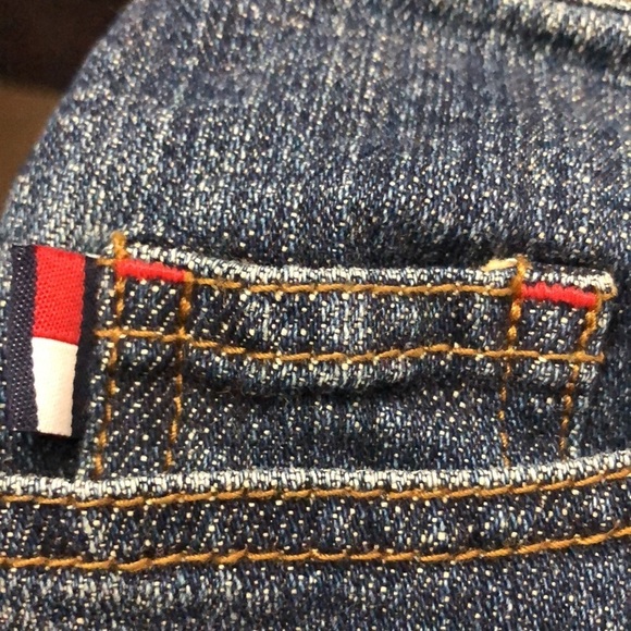 Tommy Hilfiger blue denim stretchy skirt. EUC! - Picture 5 of 5